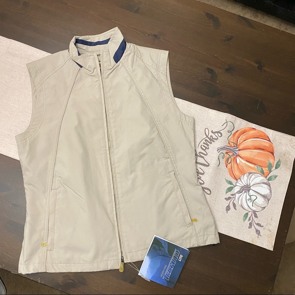 North End Ladies Golf Vest